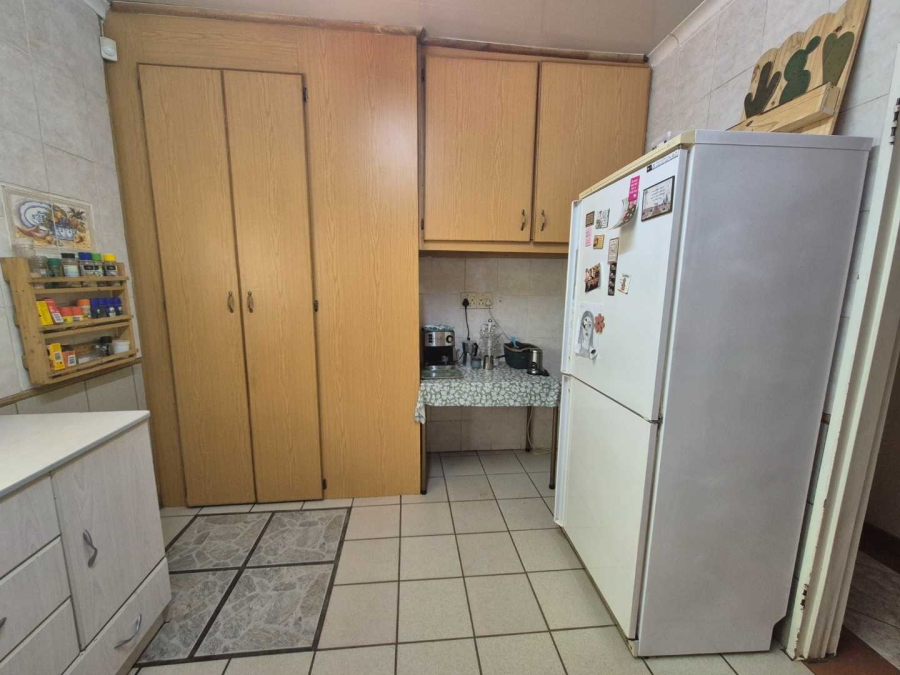 4 Bedroom Property for Sale in Langenhovenpark Free State